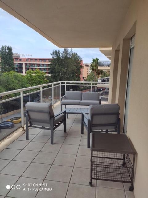 Appart Standing 2 Chambres 2Sdb Clim Piscine Parking Wifi Terrasse 21M2 Local Velo Port-Aventura, Plage, Centre Salou Buitenkant foto