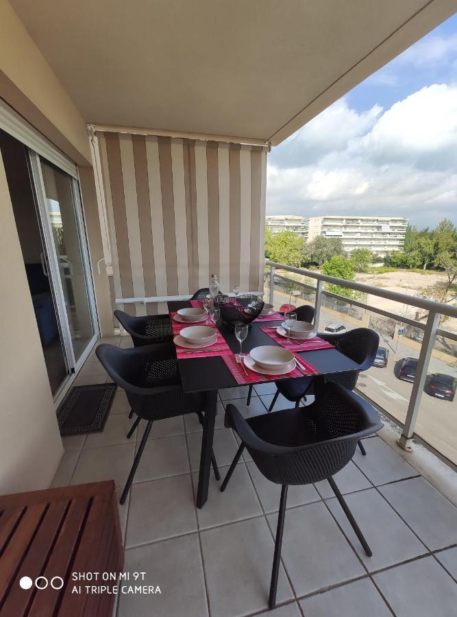Appart Standing 2 Chambres 2Sdb Clim Piscine Parking Wifi Terrasse 21M2 Local Velo Port-Aventura, Plage, Centre Salou Buitenkant foto